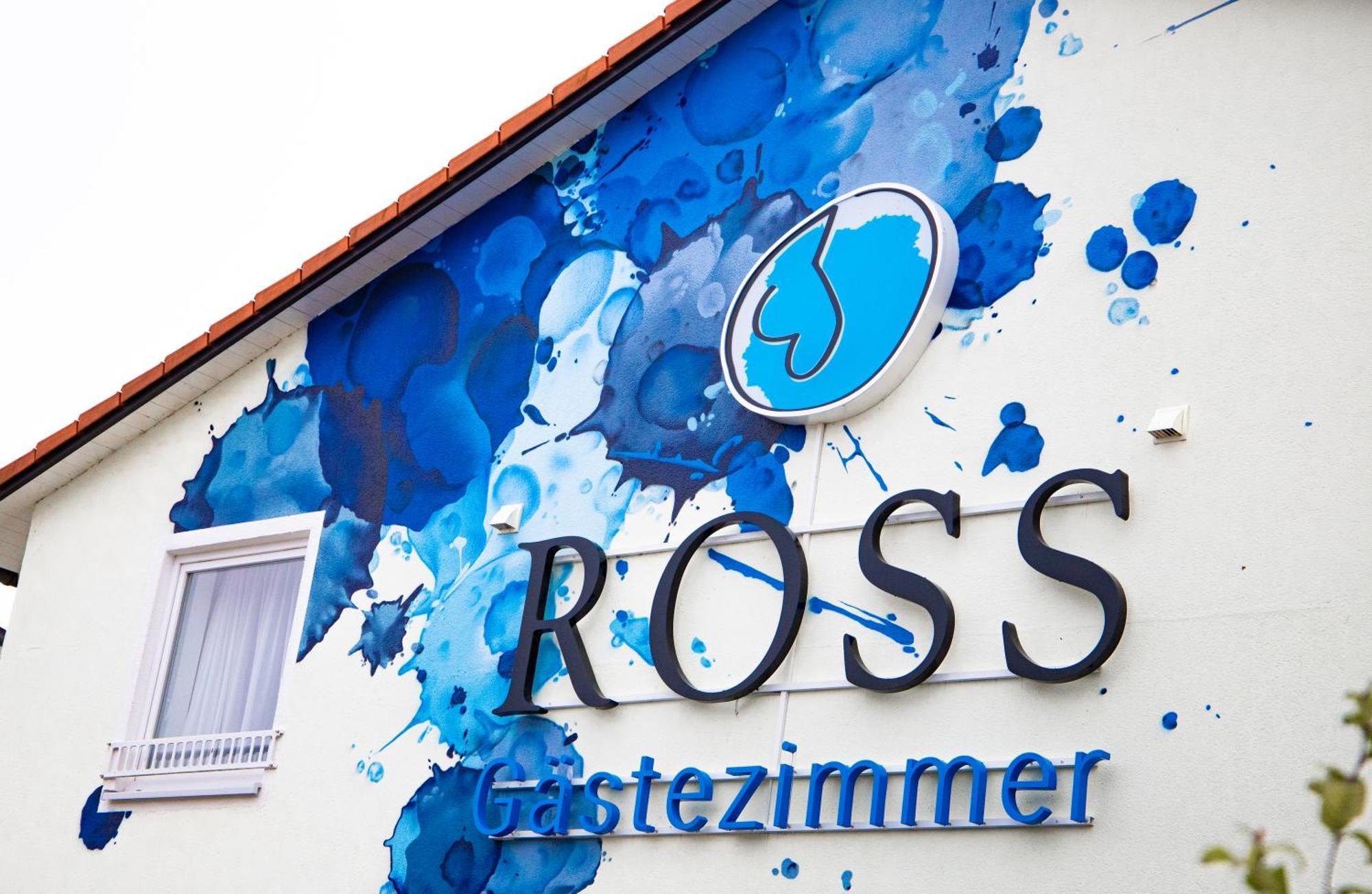 Gaestezimmer Ross Hohenlinden Zewnętrze zdjęcie
